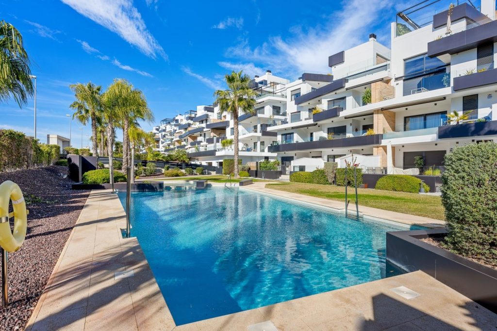 Ático en Orihuela Costa – Montezenia
