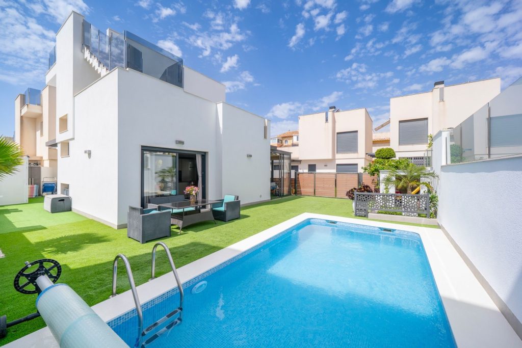 Villa en Torrevieja – Aguas Nuevas